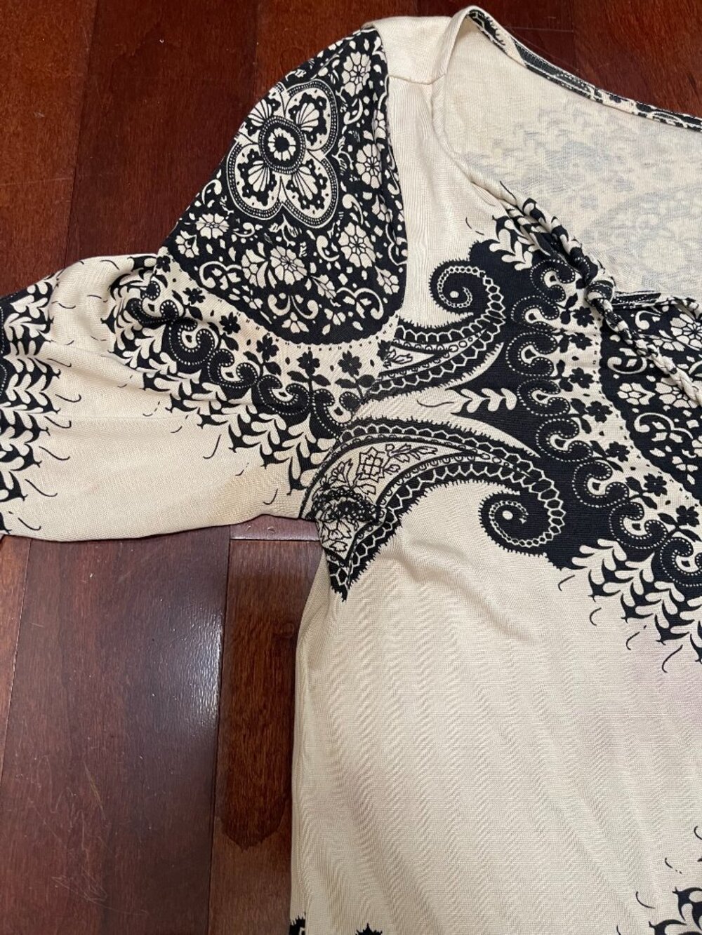 Juicy Couture Silk Blend Medallion Paisley Tunic Dress Medium - Picture 4 of 12
